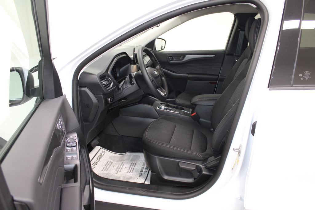 New 2026 Ford Escape Active FWD image 18