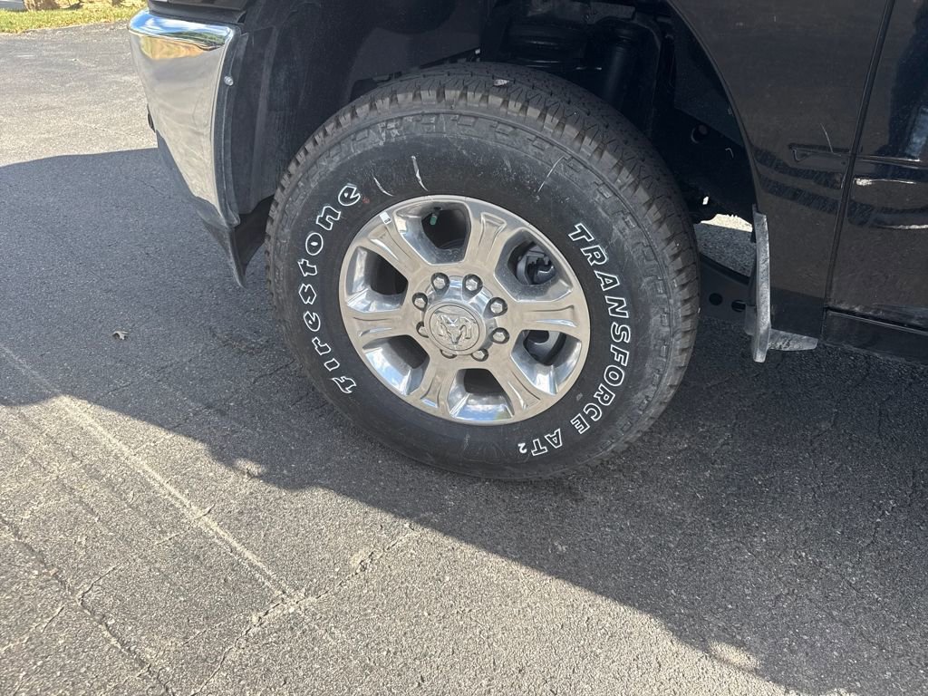 New 2025 RAM 3500 Big Horn image 24