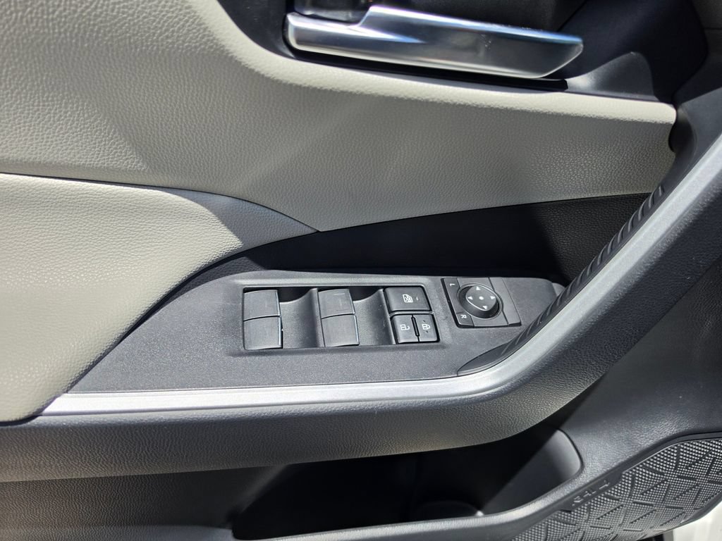Certified 2022 Toyota RAV4 XLE AWD/4WD image 11