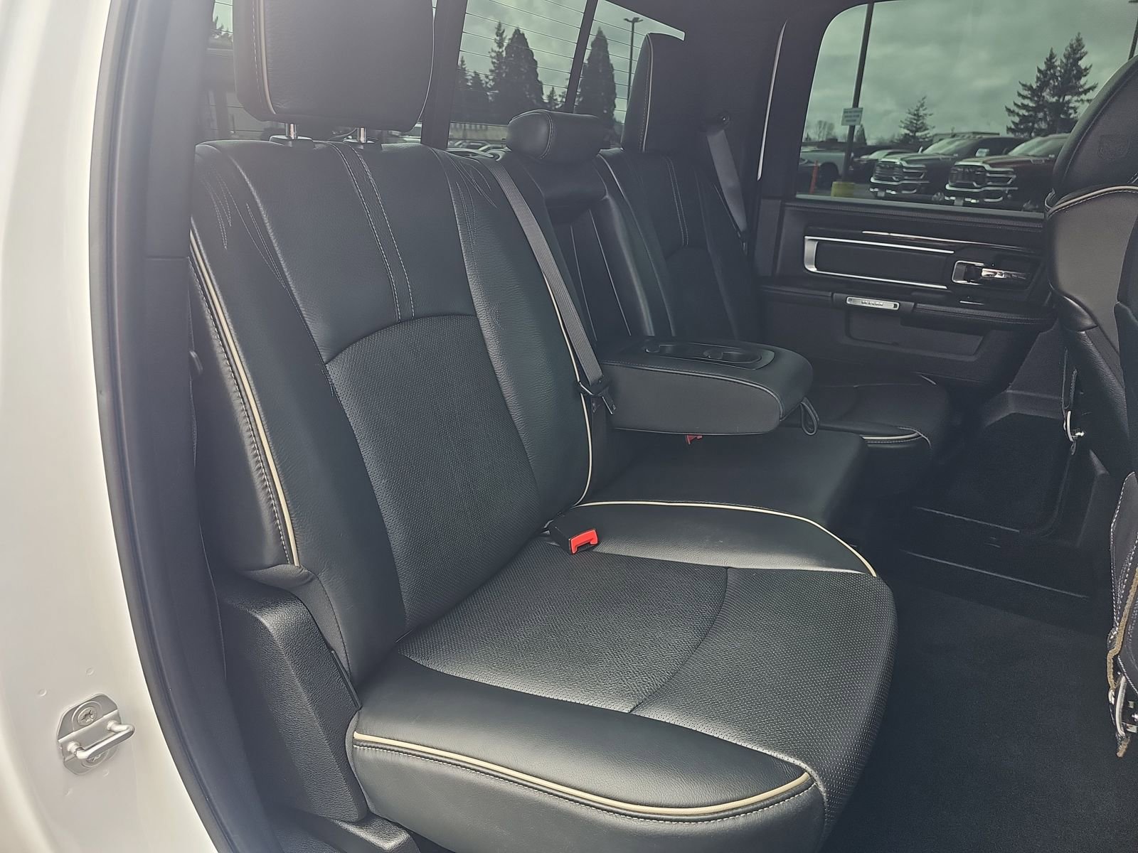 Used 2018 RAM 1500 Limited image 29