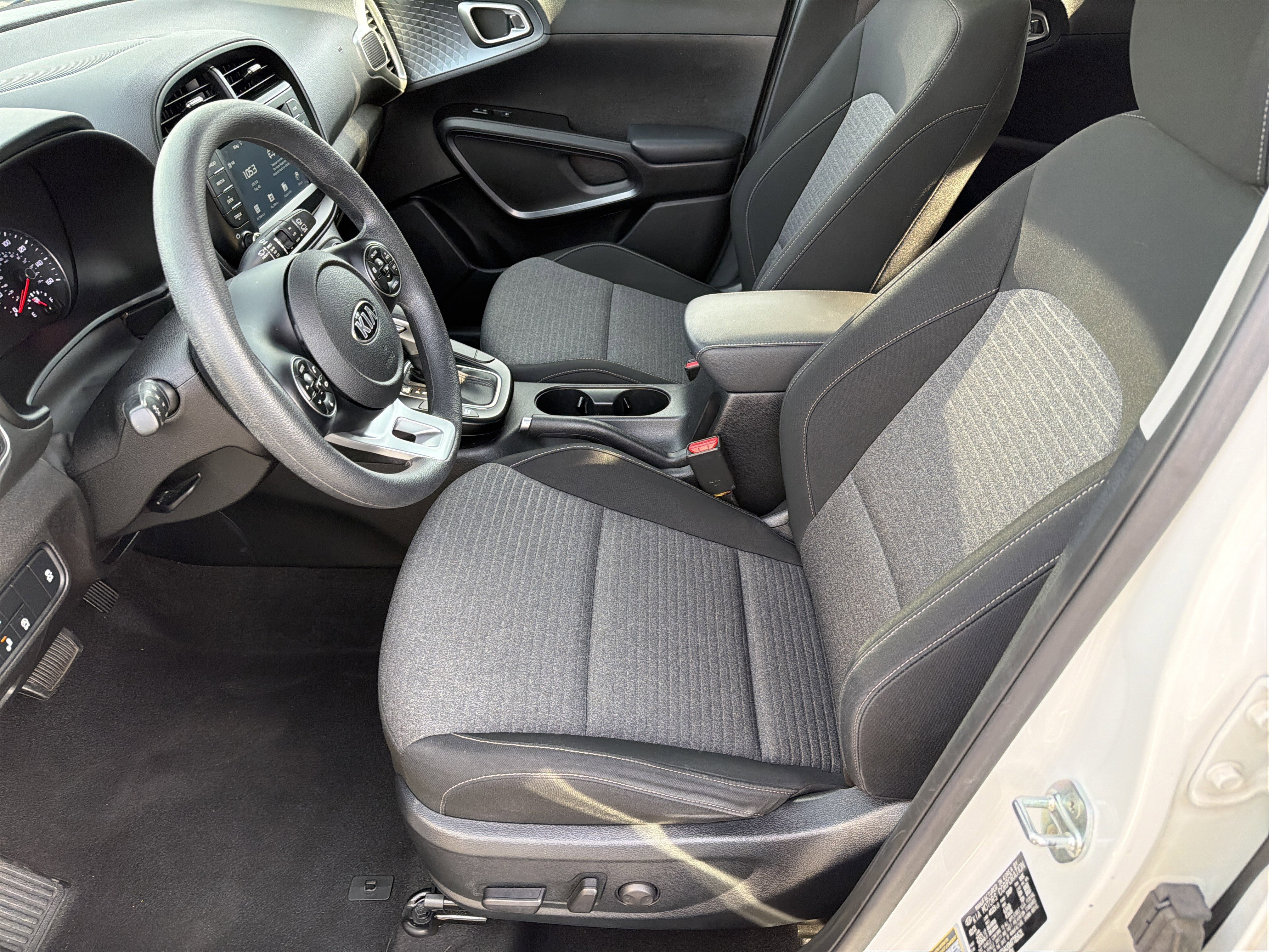 Used 2021 Kia Soul S FWD image 6