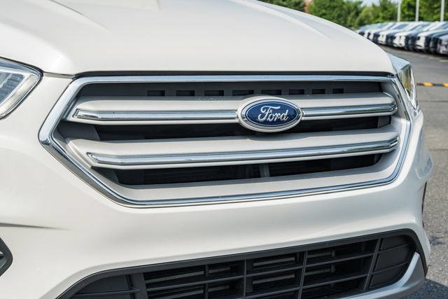 Used 2017 Ford Escape Titanium FWD image 12