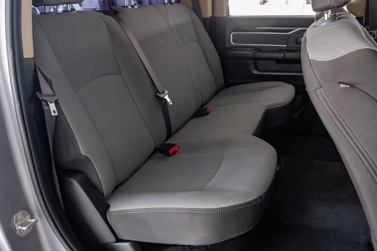 Used 2019 RAM 2500 Big Horn AWD/4WD image 32