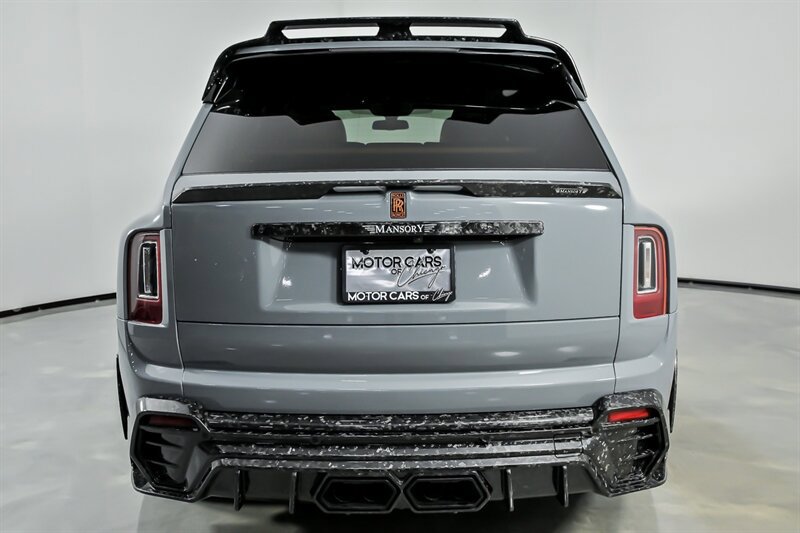 Used 2023 Rolls-Royce Cullinan AWD/4WD image 13