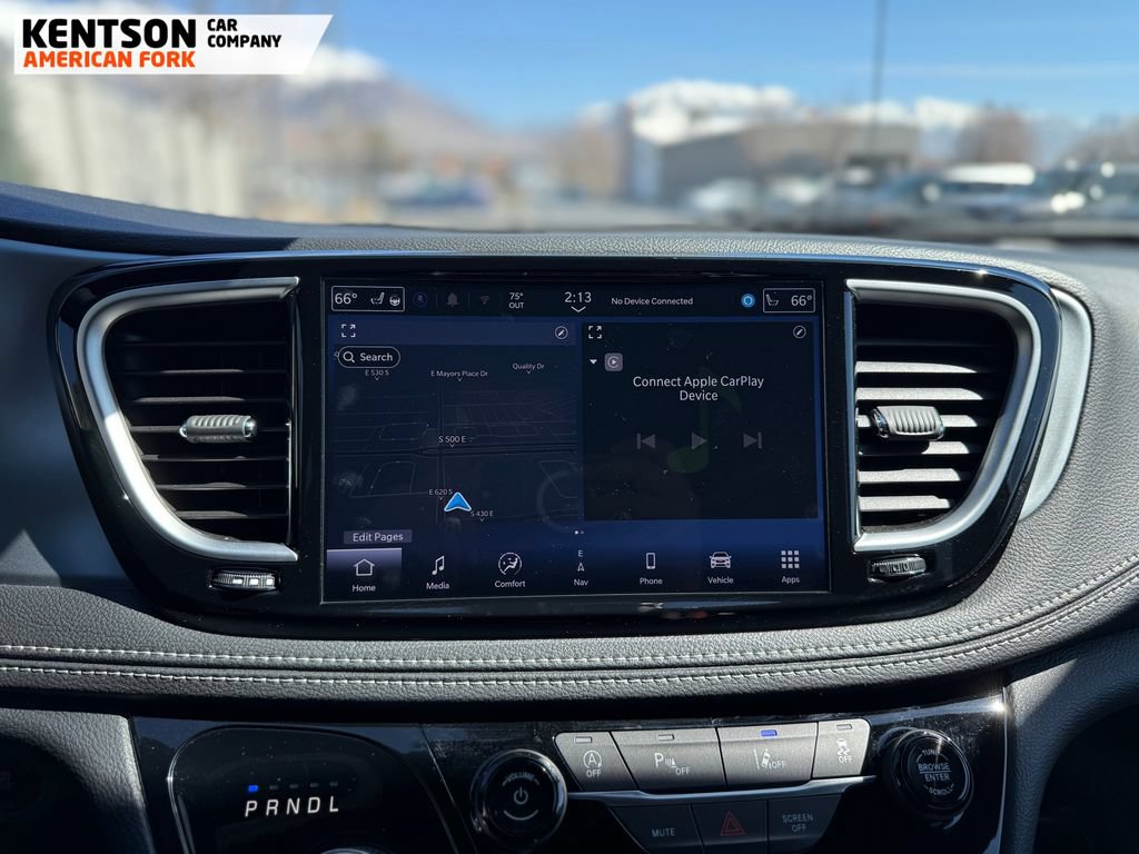 Used 2026 Chrysler Pacifica Limited AWD/4WD image 31