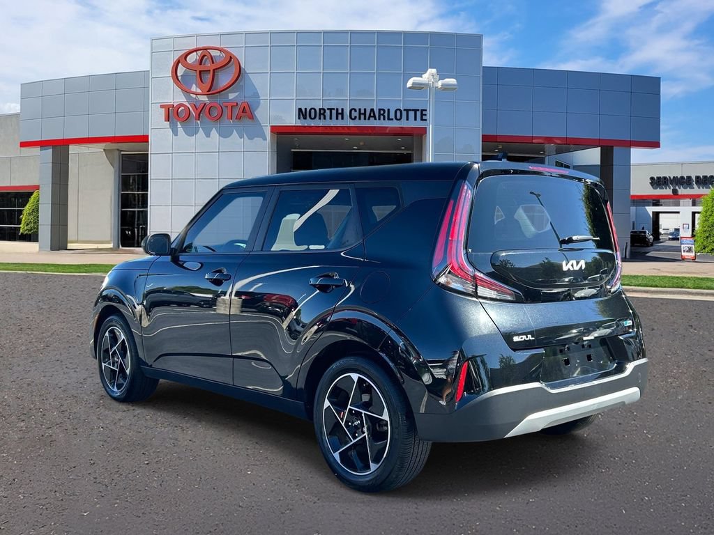 Used 2024 Kia Soul EX FWD image 6