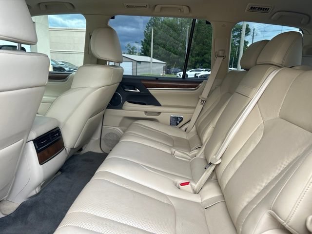 Used 2019 Lexus LX 570 4WD image 8