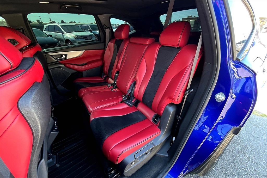 Used 2023 Acura MDX A-Spec AWD/4WD image 38