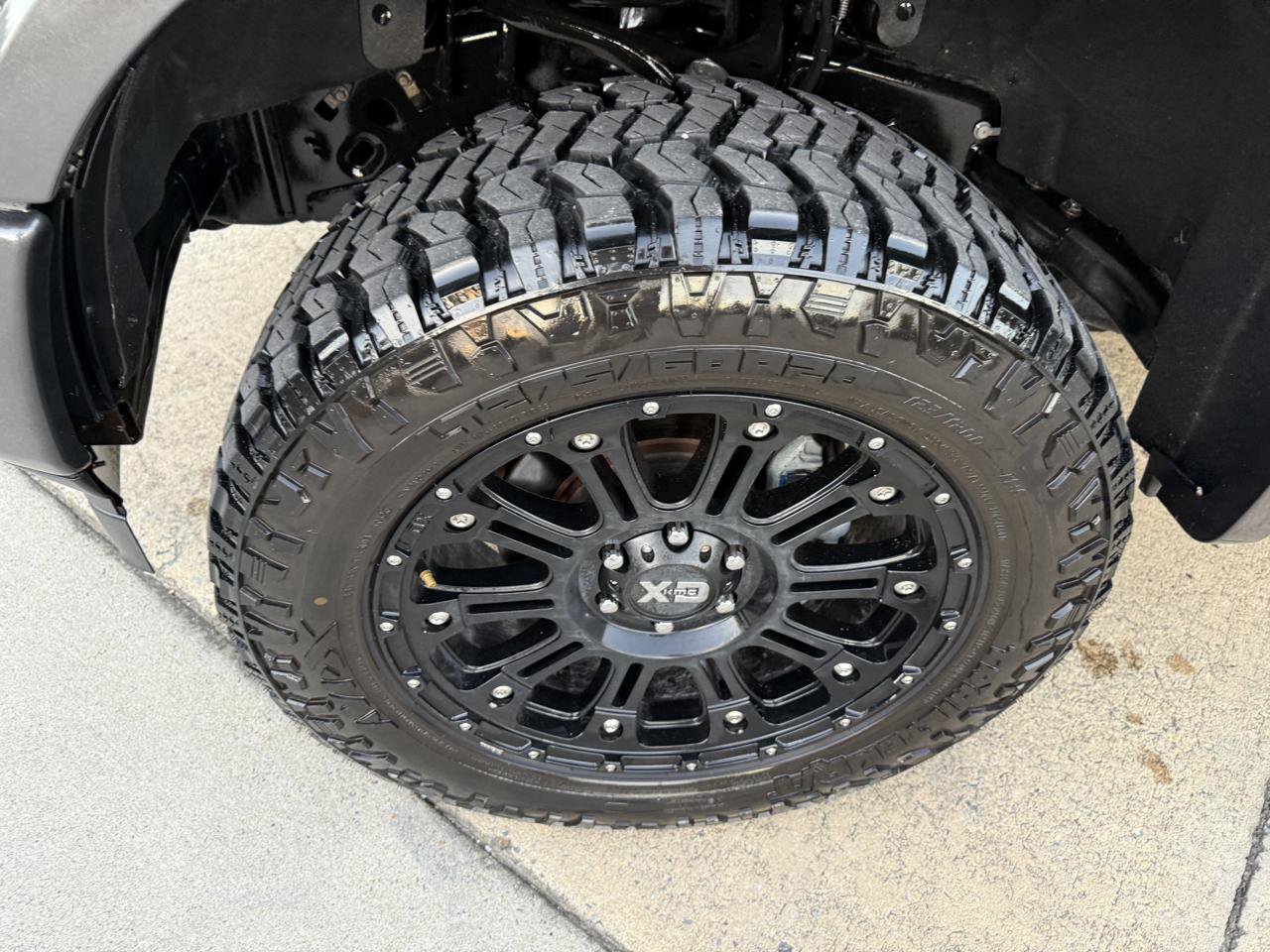 Used 2018 Ford F150 Platinum w/ Equipment Group 701A Luxury AWD/4WD image 11