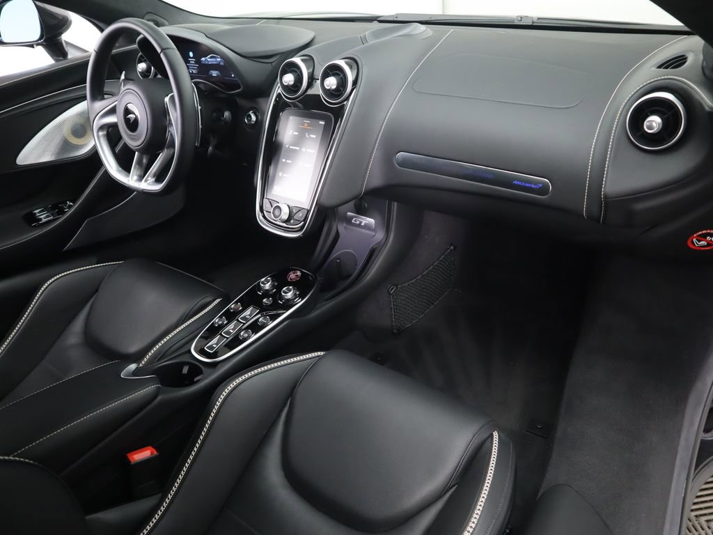 Used 2023 McLaren GT image 16