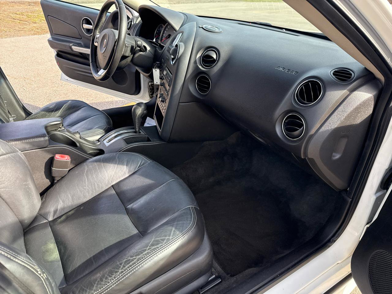 Used 2008 Pontiac Grand Prix w/ Premium Package image 26