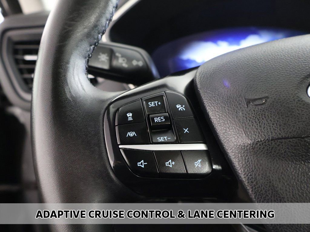 Used 2022 Ford Escape SEL w/ Technology Package image 5