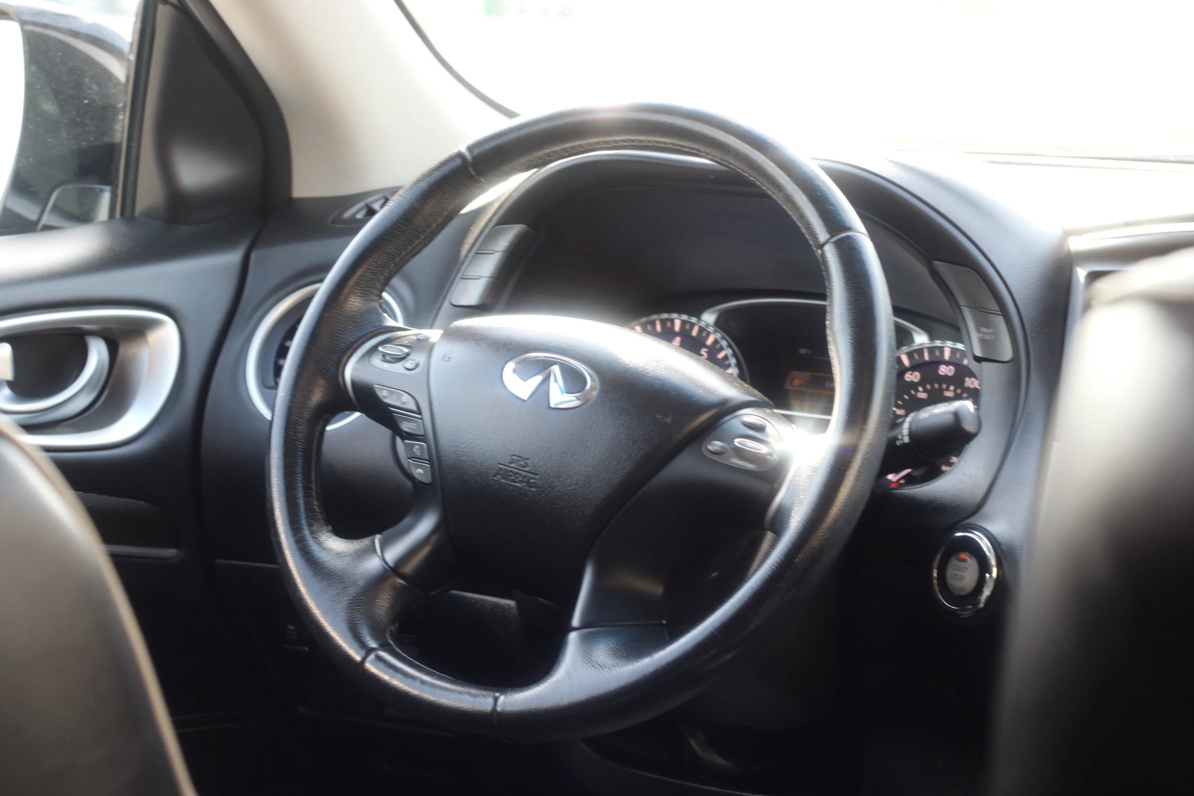 Used 2016 INFINITI QX60 Luxe AWD/4WD image 14