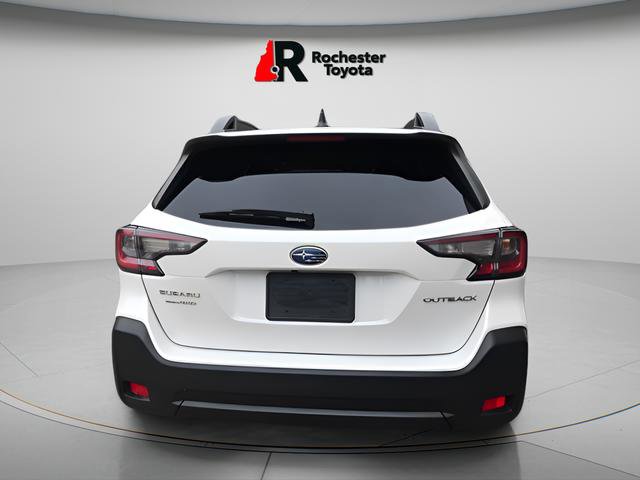 Used 2024 Subaru Outback Premium image 3