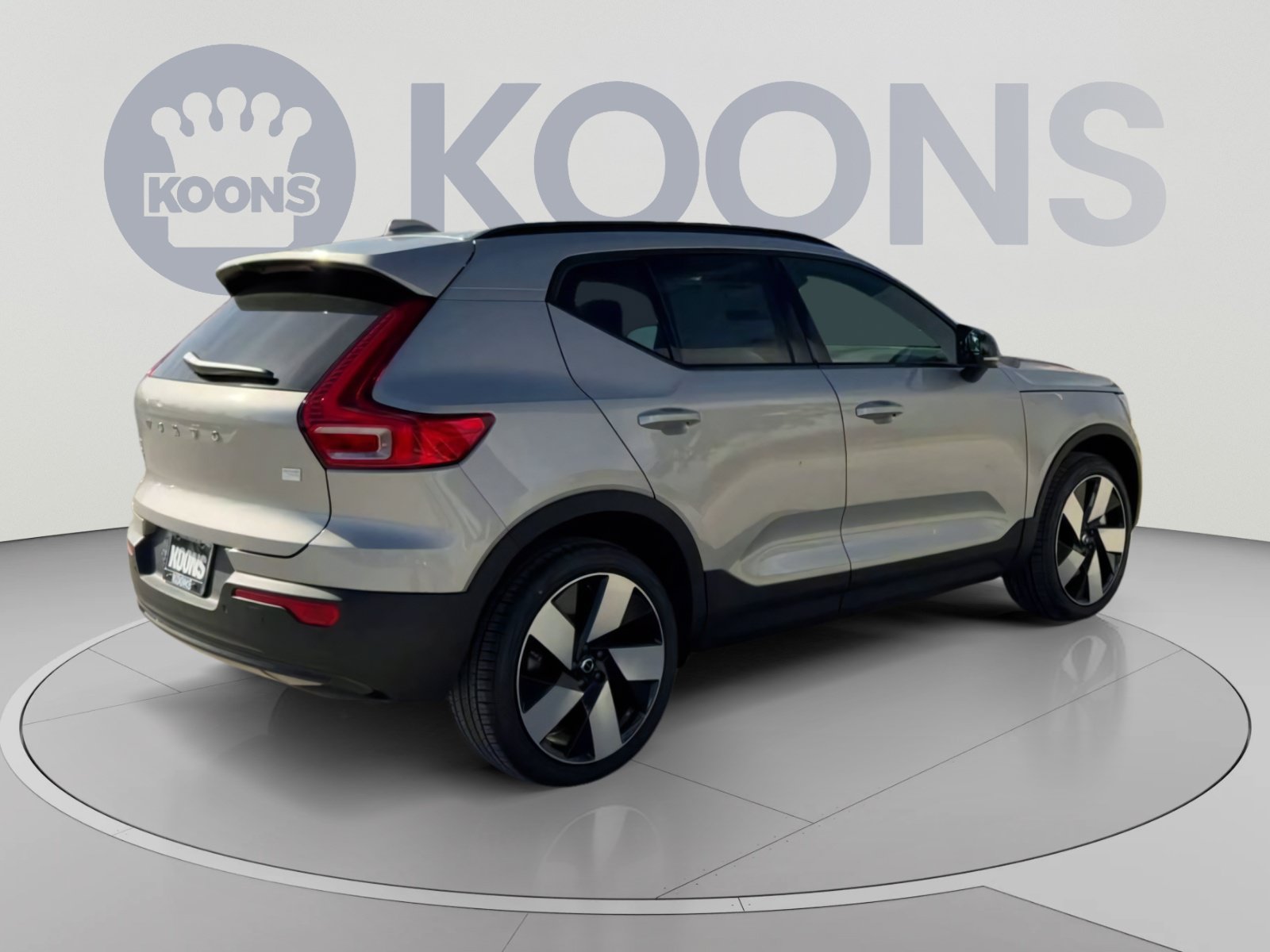 Certified 2023 Volvo XC40 Recharge Ultimate AWD/4WD image 11