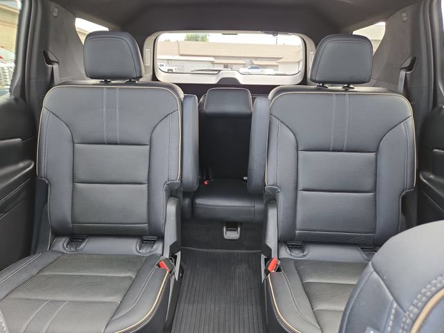 Used 2026 Chevrolet Traverse High Country w/ LPO, Floor Liner Package AWD/4WD image 31