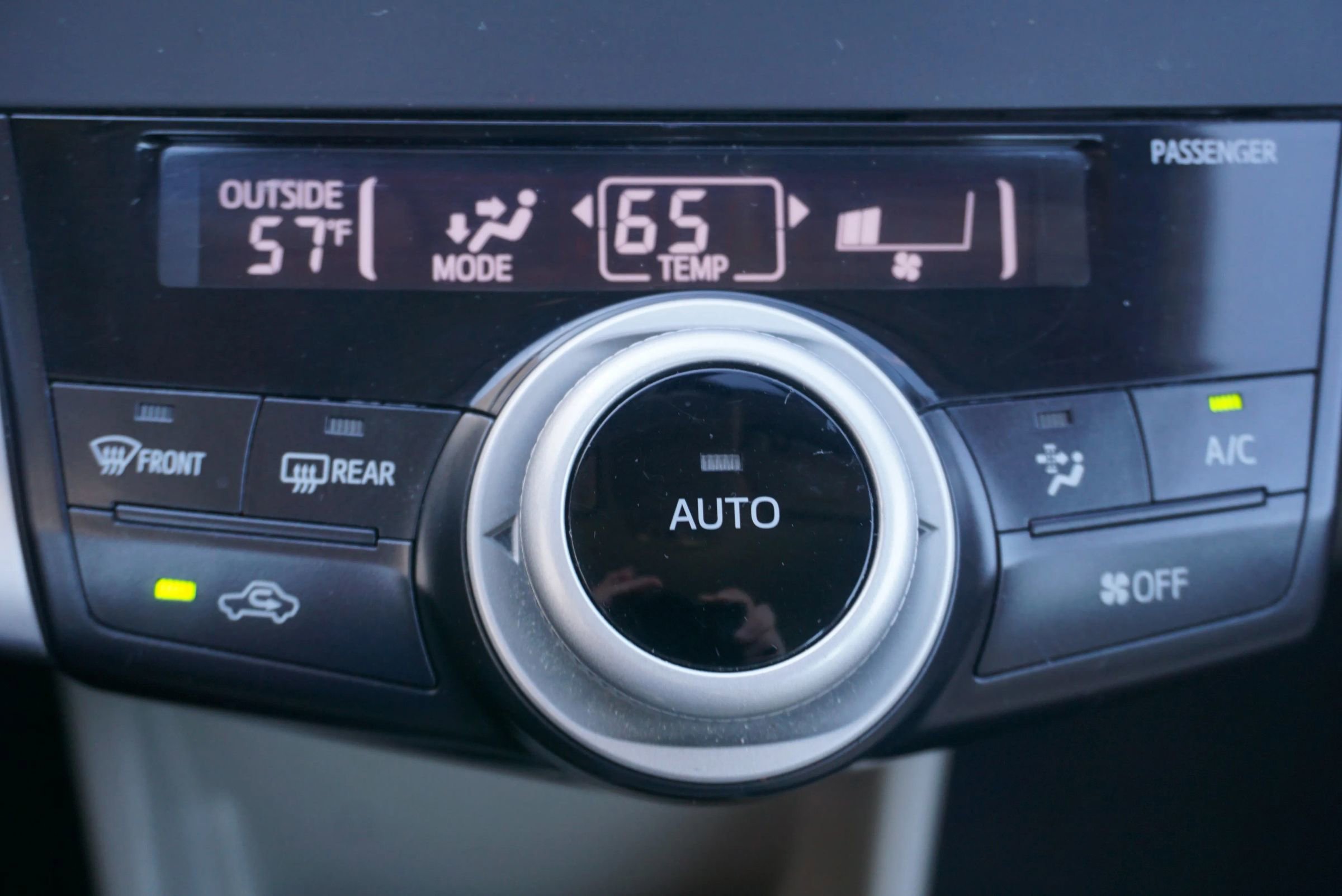 Used 2012 Toyota Prius V Two image 26