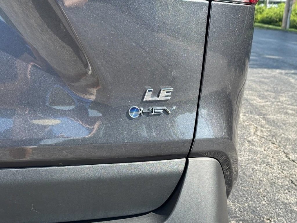 Certified 2025 Toyota RAV4 LE AWD/4WD image 6