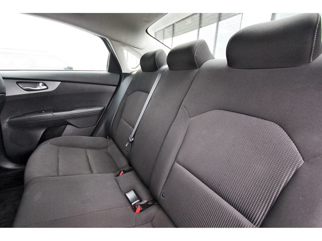 Used 2021 Kia Forte LXS FWD image 30