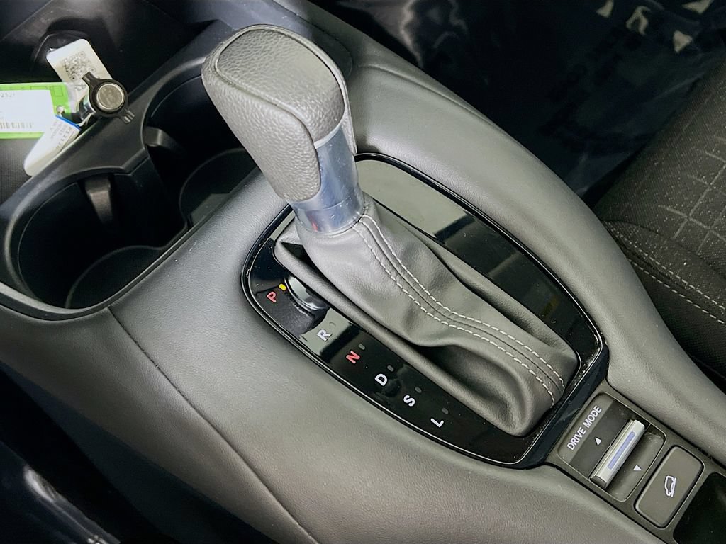 Used 2025 Honda HR-V LX image 15