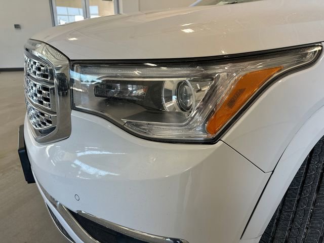 Used 2019 GMC Acadia Denali image 13