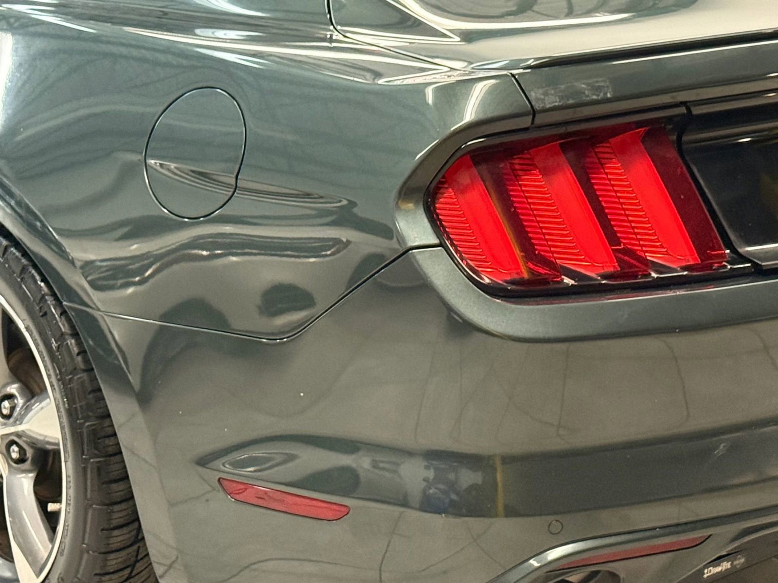 Used 2015 Ford Mustang Coupe w/ Equipment Group 051A image 11