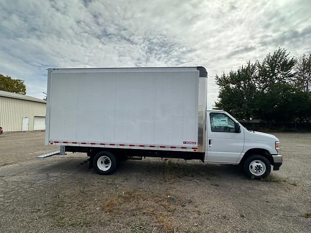 New 2024 Ford E-450 and Econoline 450 Super Duty w/ Power Windows & Locks Group image 17