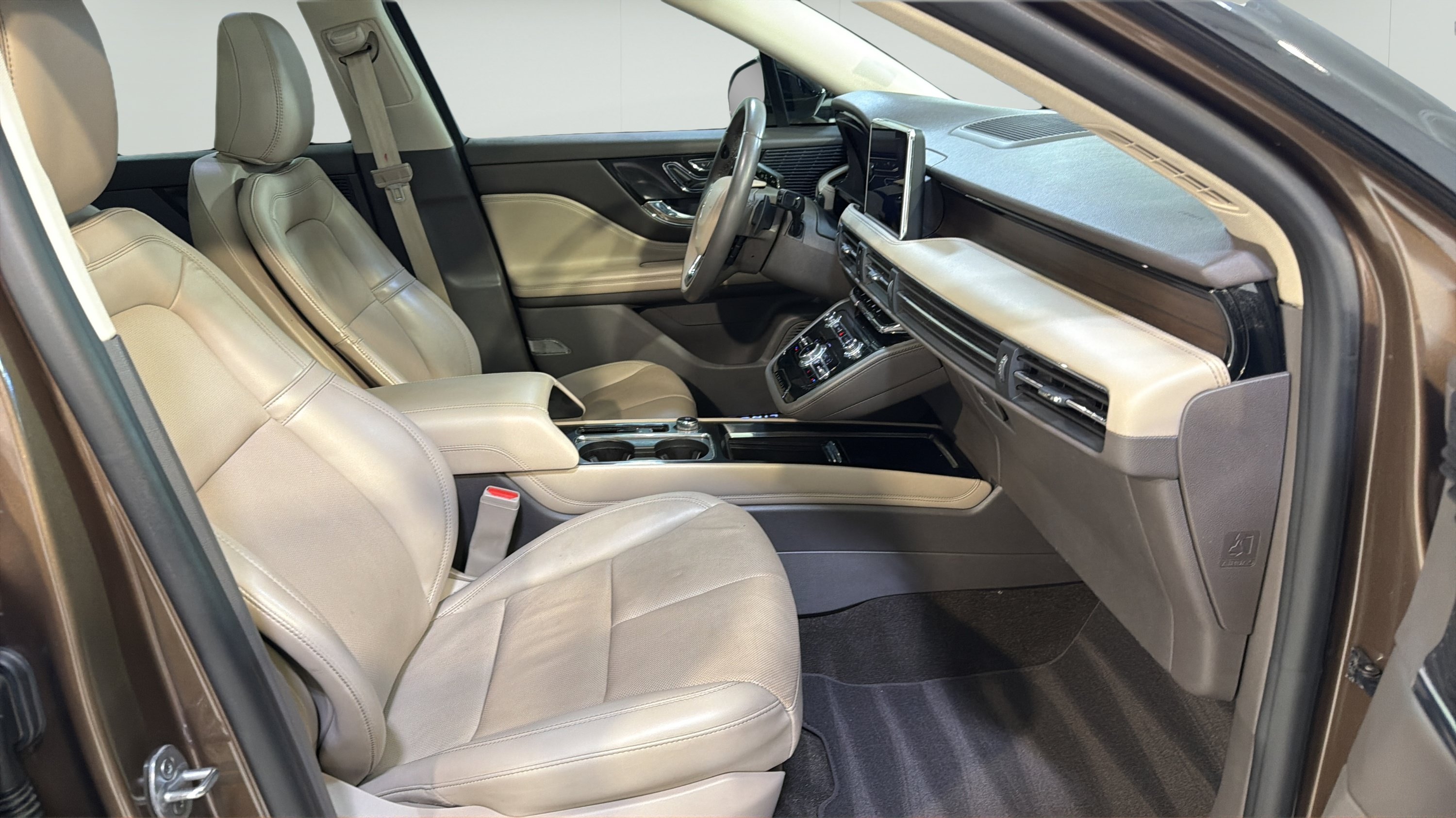 Used 2022 Lincoln Corsair Grand Touring AWD/4WD image 23