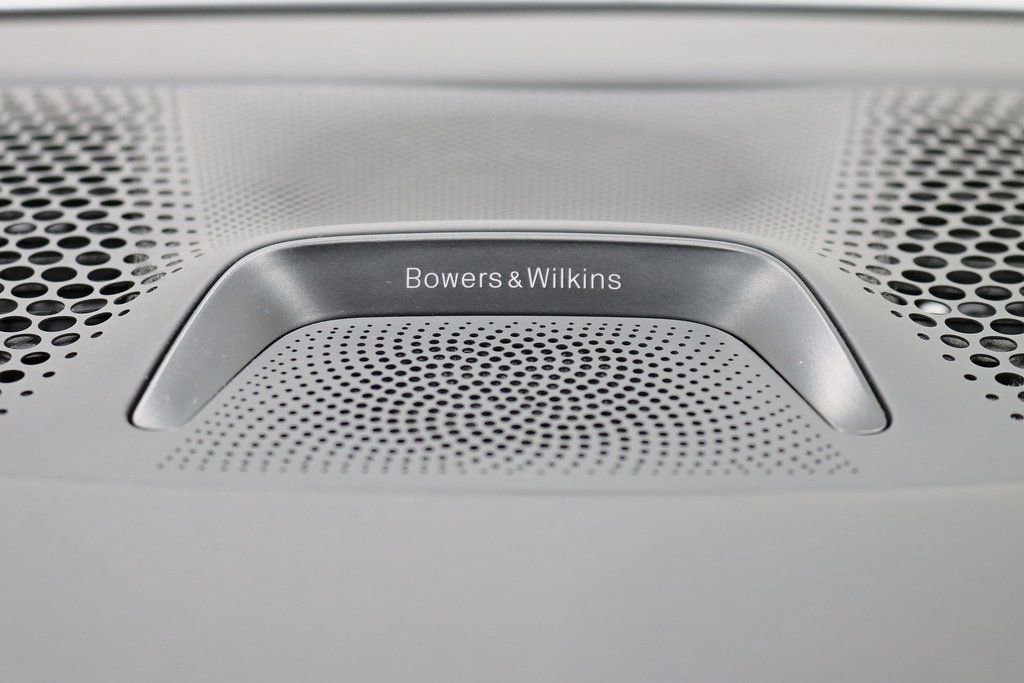 Used 2024 BMW X7 M60i w/ Executive Package image 17