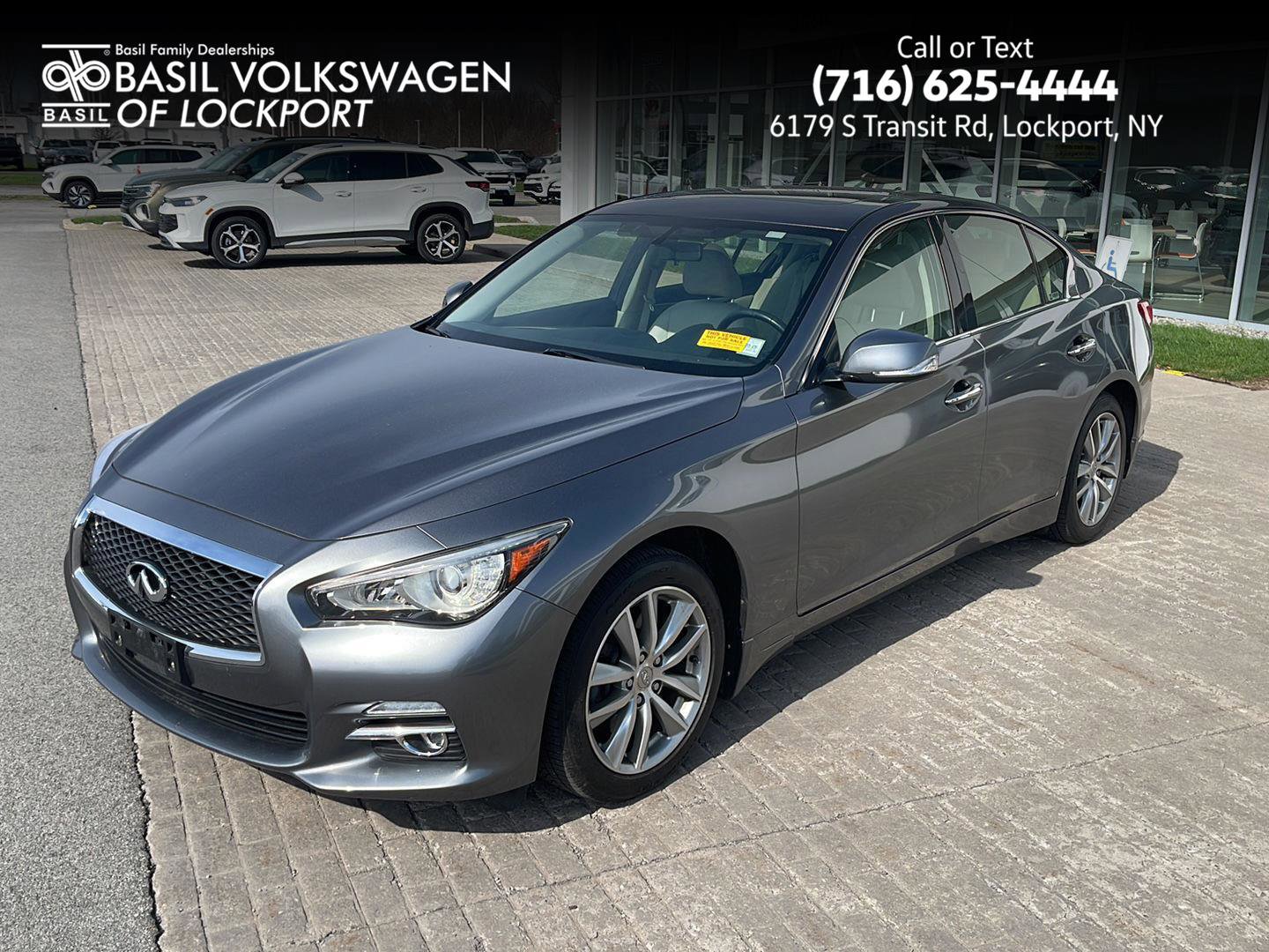 Used 2015 INFINITI Q50 2.0t w/ Moonroof Package image 1