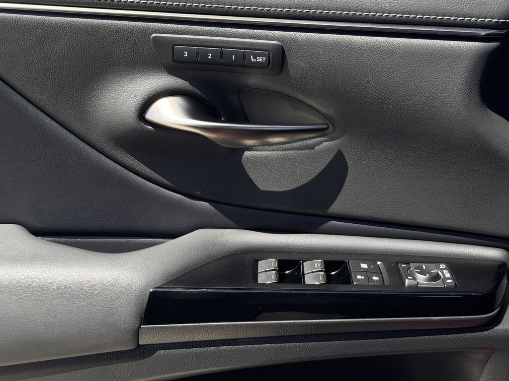 Used 2022 Lexus ES 350 F Sport FWD image 24