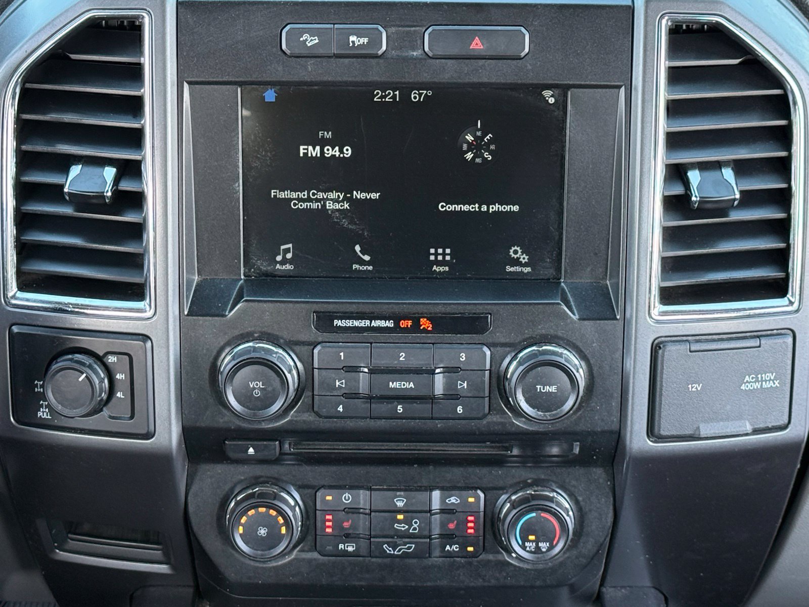 Used 2016 Ford F150 XLT w/ Equipment Group 302A Luxury AWD/4WD image 19