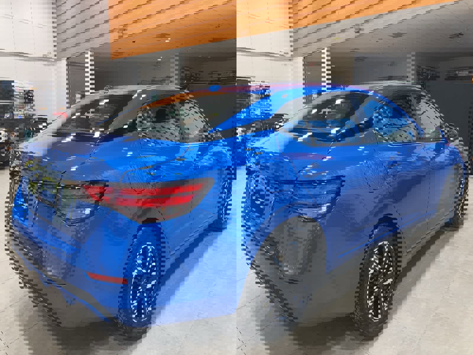 Used 2025 Nissan Sentra SV image 5