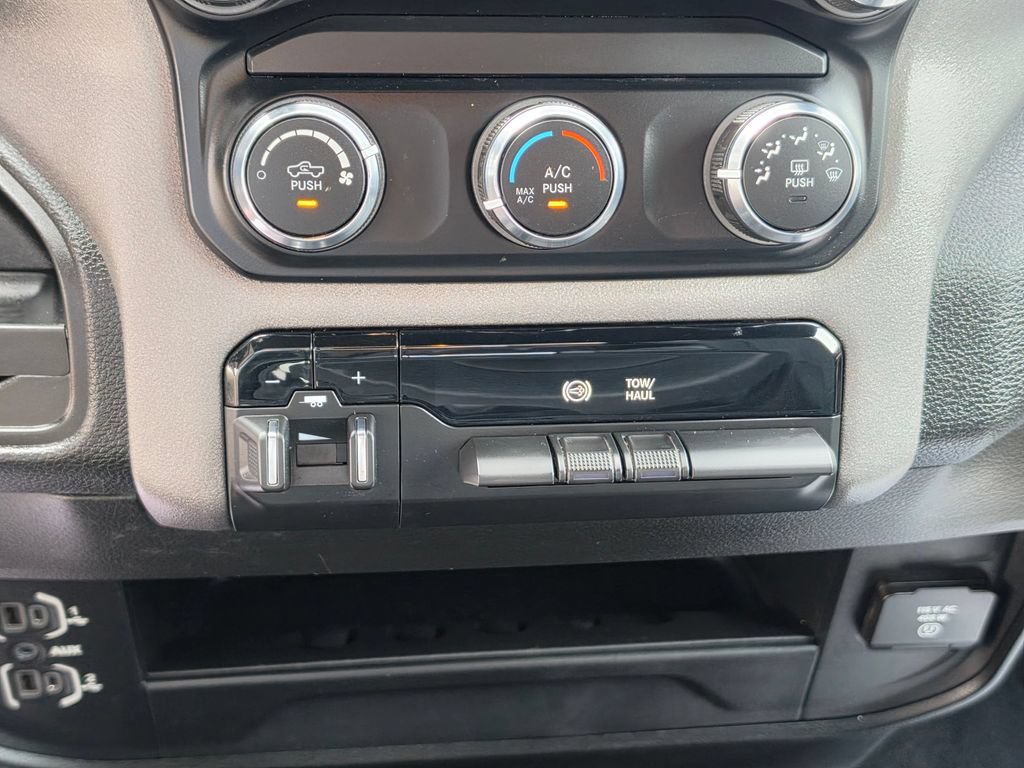 Used 2021 RAM 3500 Tradesman AWD/4WD image 23