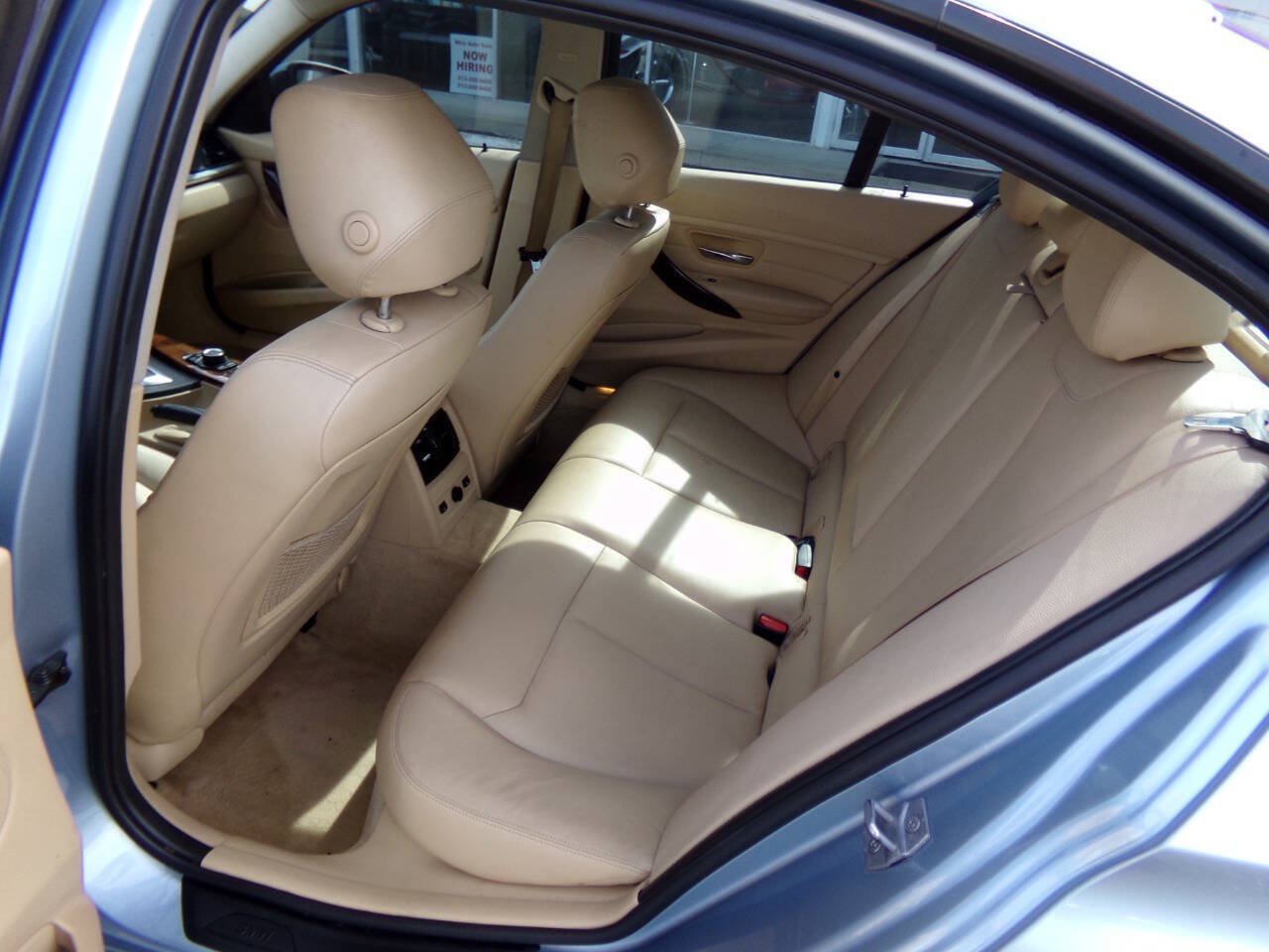 Used 2013 BMW 328i xDrive Sedan AWD/4WD image 13