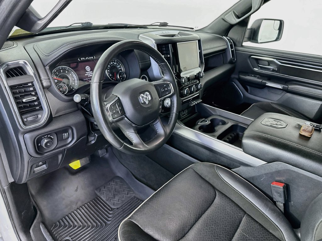 Used 2024 RAM 1500 Laramie RWD image 30