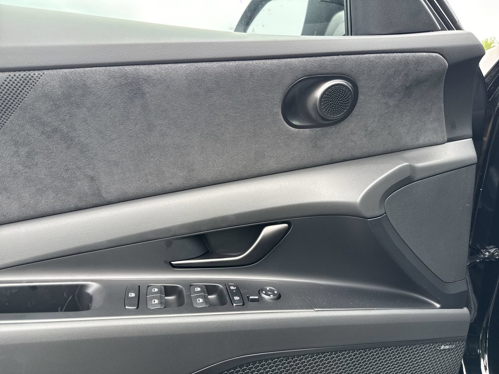 New 2026 Hyundai Elantra N FWD image 13