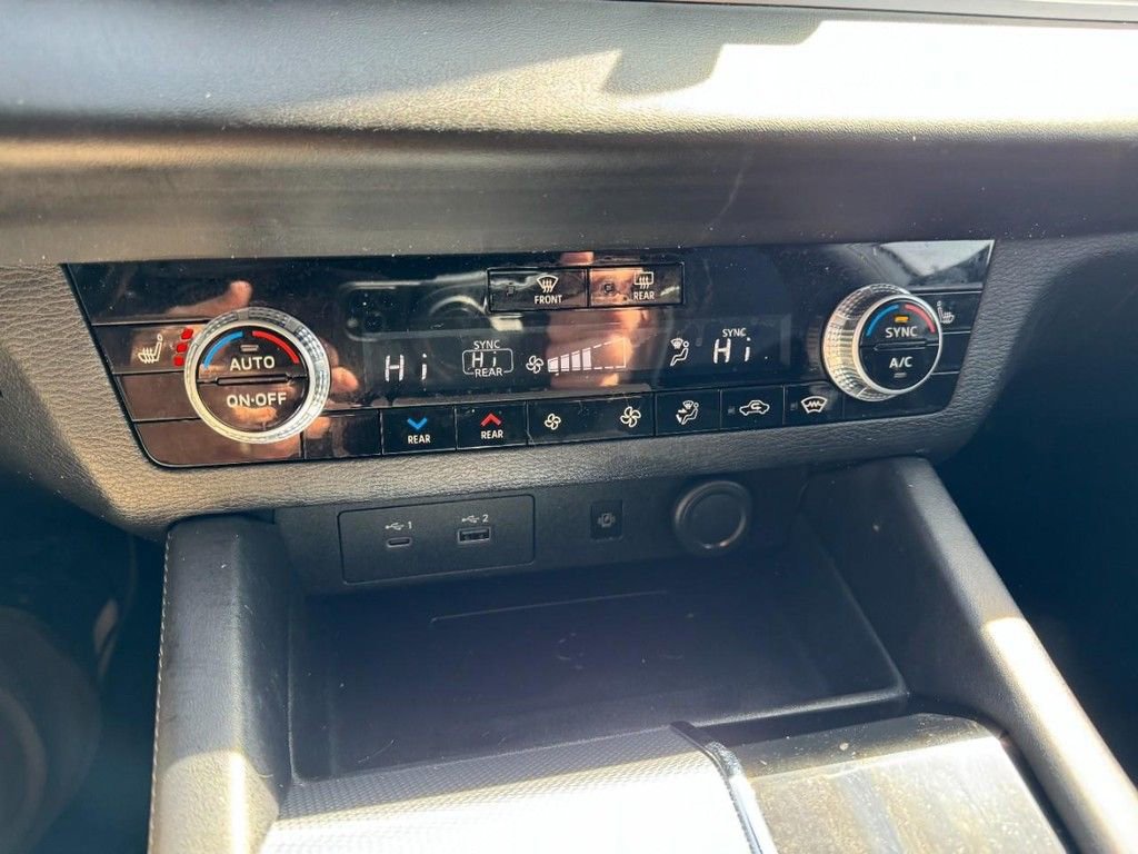 Used 2022 Mitsubishi Outlander SEL AWD/4WD image 19