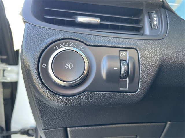 Used 2019 Buick Envision Essence image 35