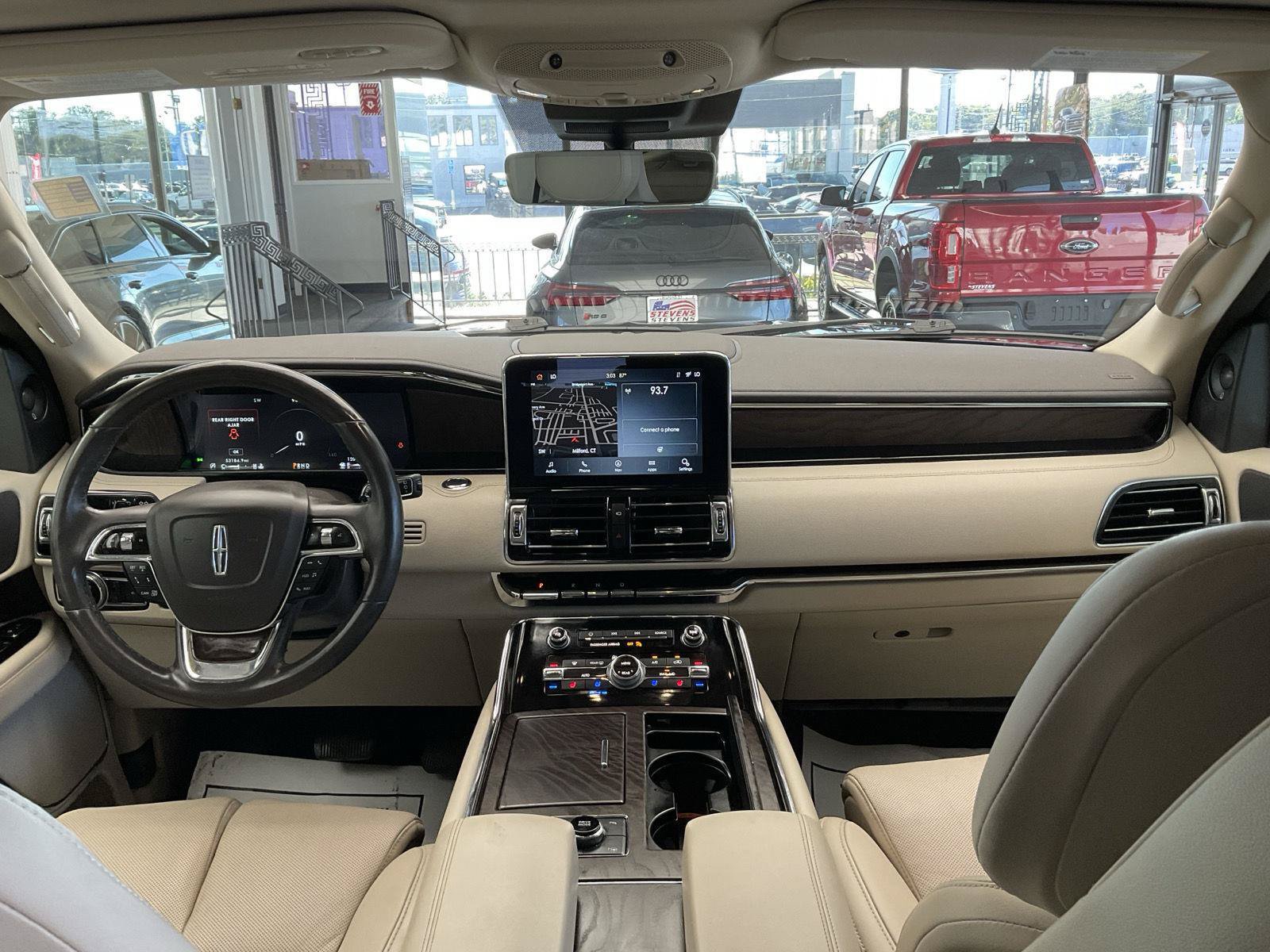 Used 2021 Lincoln Navigator Reserve AWD/4WD image 16