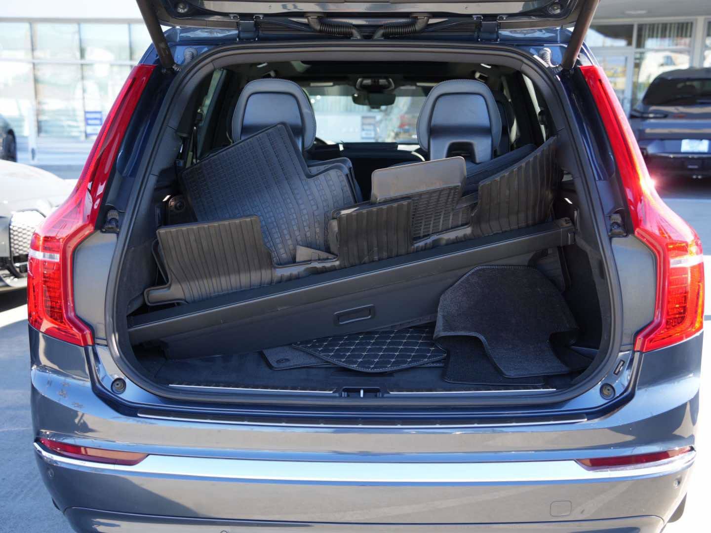 Used 2023 Volvo XC90 B6 Ultimate w/ Protection Package Premier AWD/4WD image 7