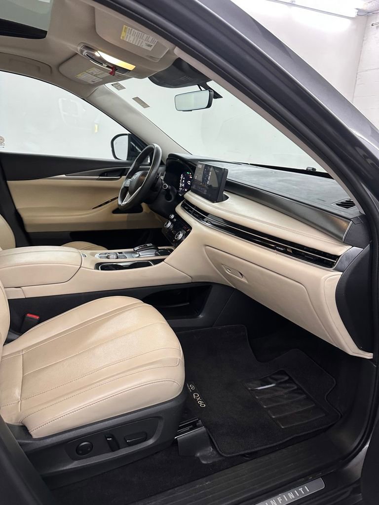 Used 2023 INFINITI QX60 Luxe image 45