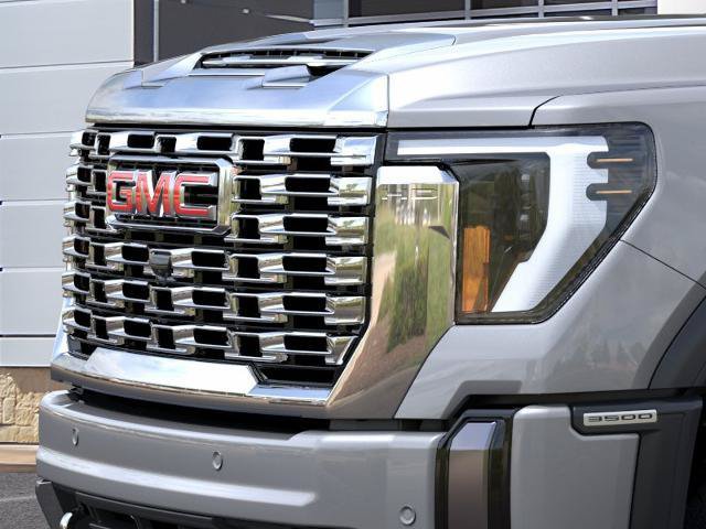 New 2026 GMC Sierra 3500 Denali w/ Denali Reserve Package AWD/4WD image 37