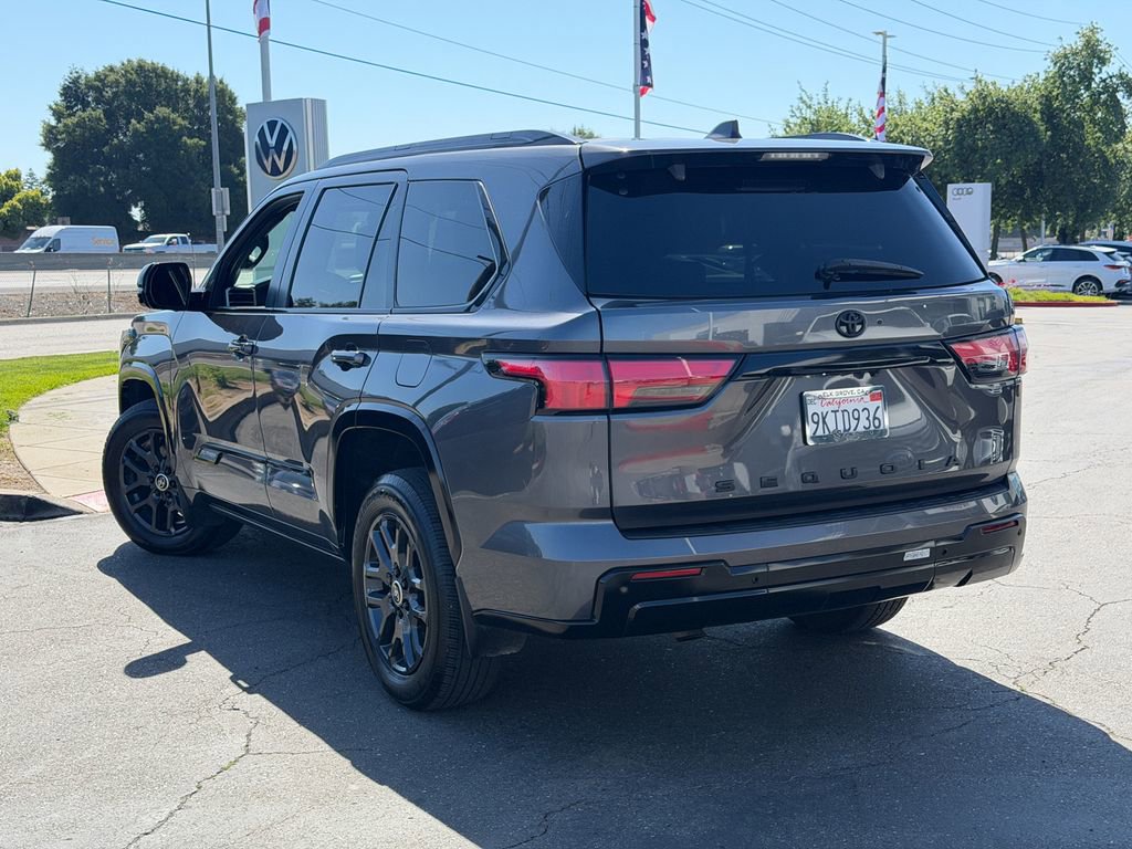 Used 2024 Toyota Sequoia Platinum AWD/4WD image 11