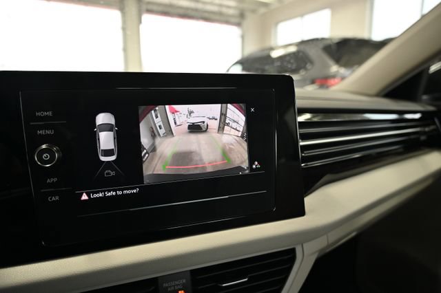 Used 2025 Volkswagen Jetta S image 17