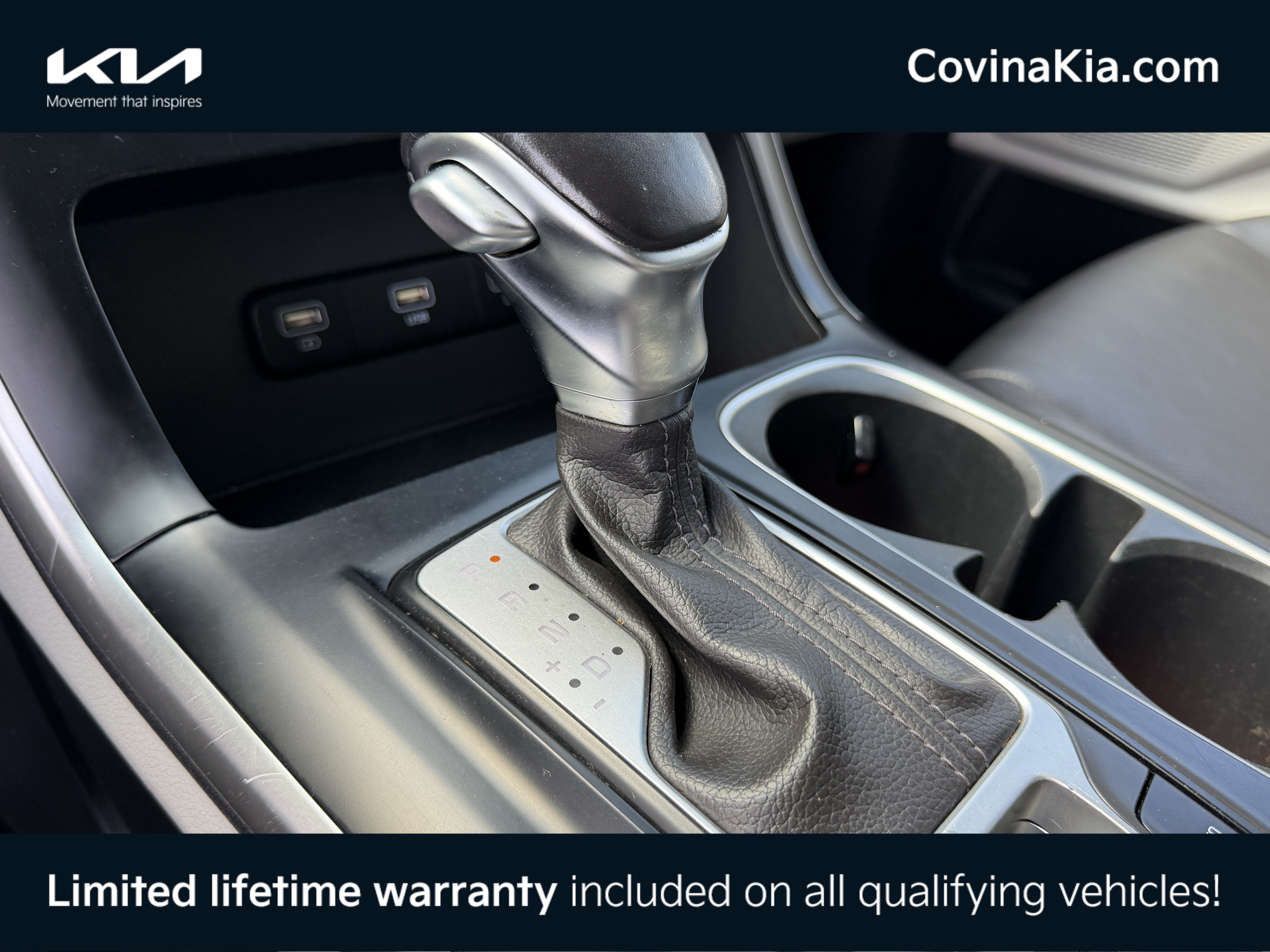 Certified 2022 Kia Carnival LX FWD image 23