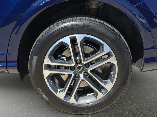 Certified 2025 Audi Q5 Premium w/ Convenience Package AWD/4WD image 34