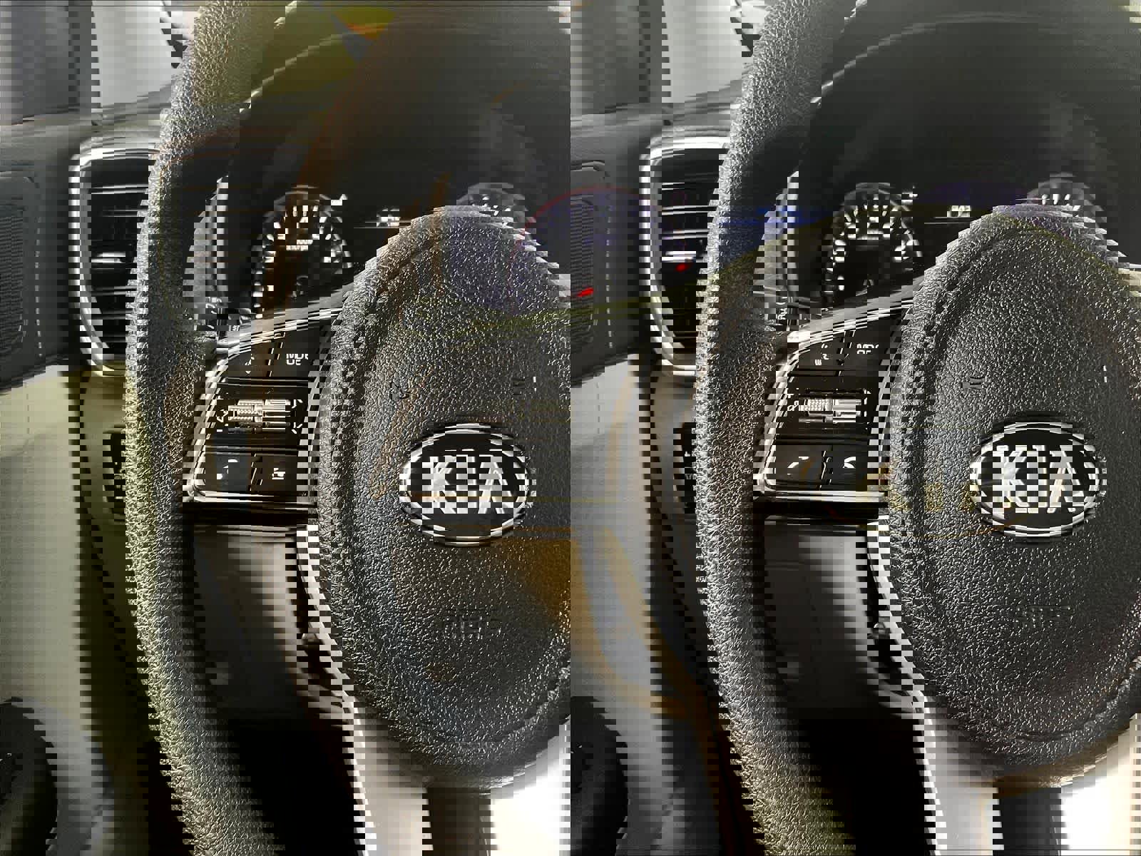 Used 2020 Kia Sportage LX image 22