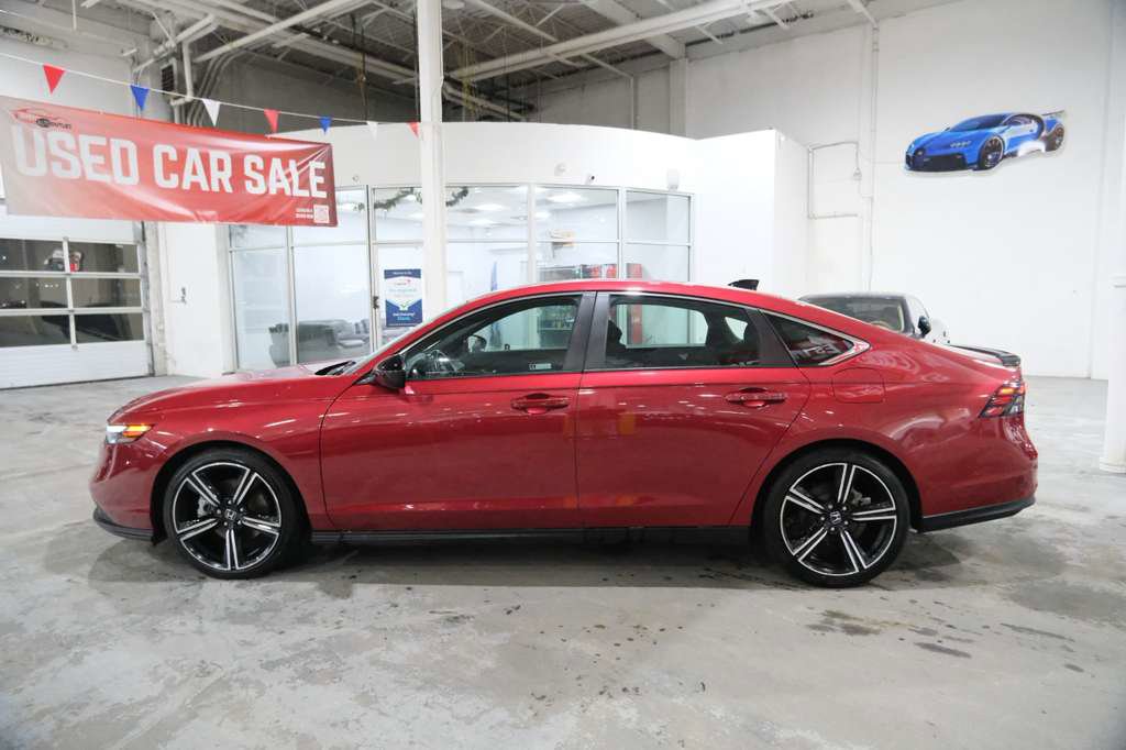 Used 2023 Honda Accord Sport image 6