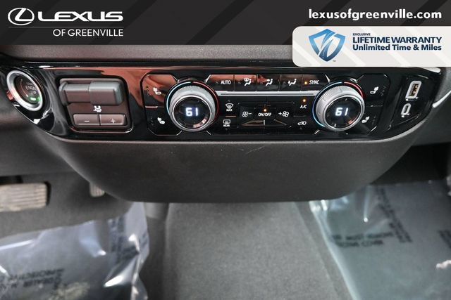 Used 2025 Chevrolet Silverado 2500 LT AWD/4WD image 17